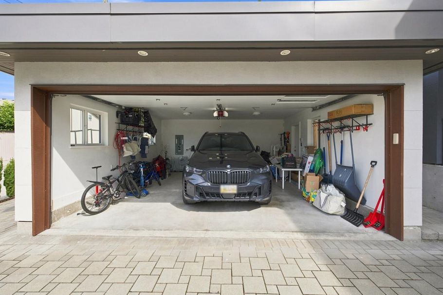 3840 Prospect Road North Vancouver, BC - 34