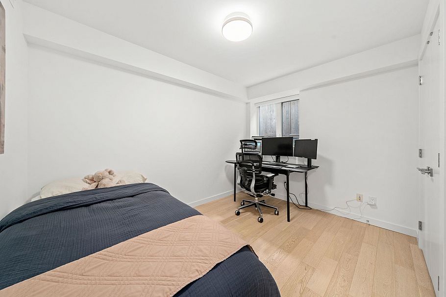 2025 Mackay Avenue North Vancouver, BC - 24
