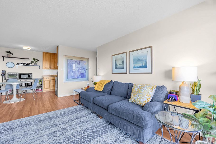 205 252 W 2nd Street North Vancouver, BC - 8