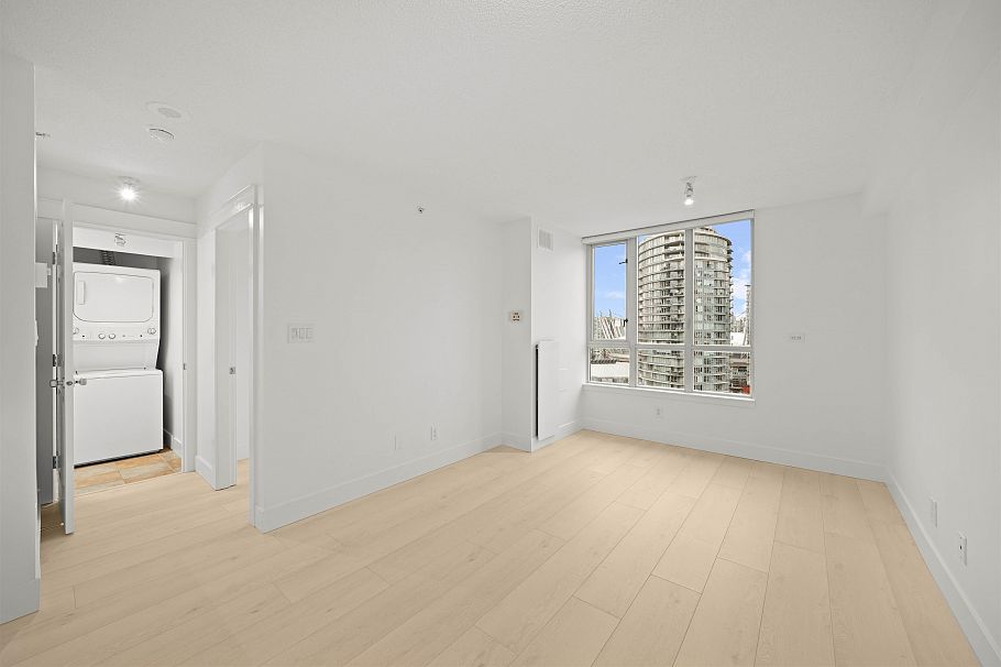 2501 63 Keefer Place Vancouver, BC - 14