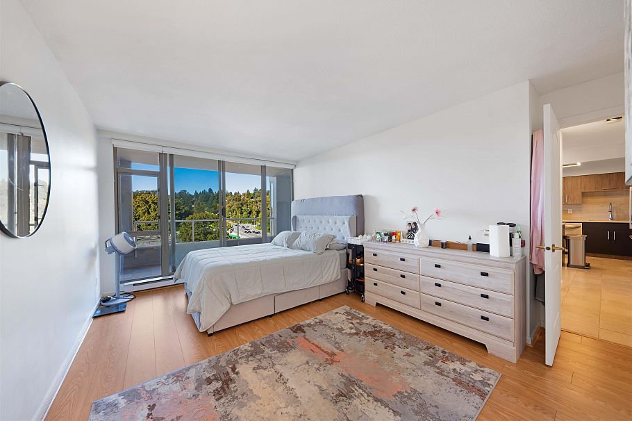 803 1327 E Keith Road North Vancouver, BC - 9