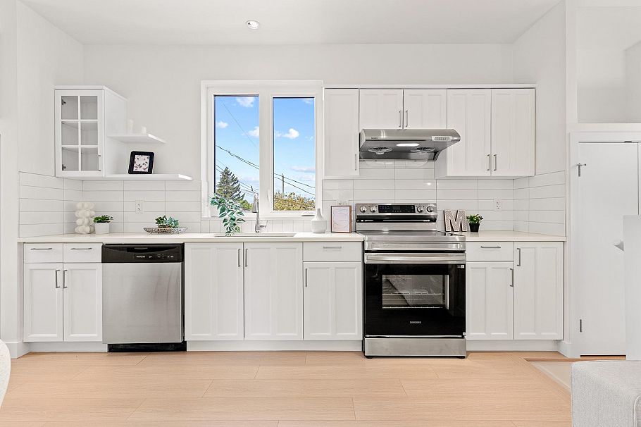 5079 Elgin Street Vancouver, BC - 32