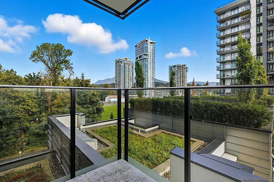 602 1401 Hunter Street North Vancouver, BC - 11