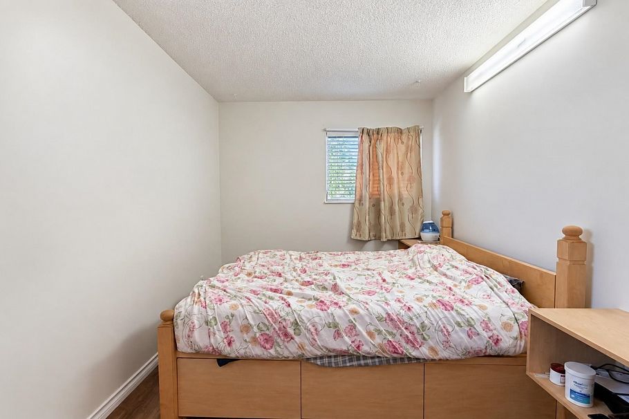 29 3417 E 49th Avenue Vancouver, BC - 16