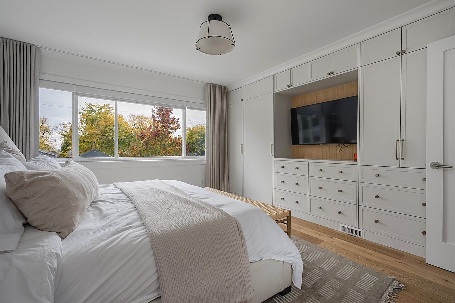 3250 W 37th Avenue Vancouver, BC - 24