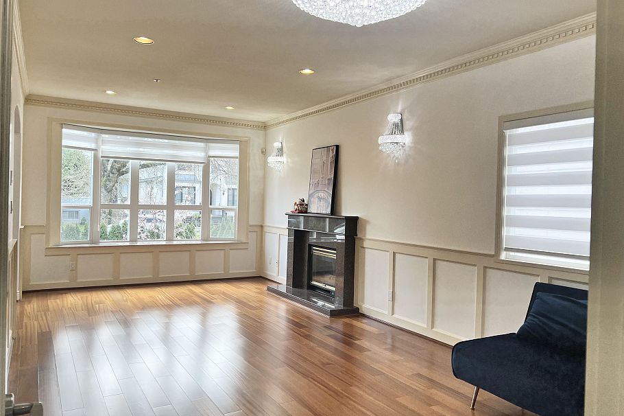 2813 W 21st Avenue Vancouver, BC - 4