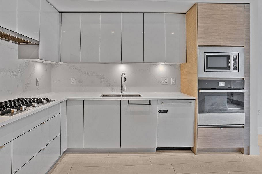 317 3438 Sawmill Crescent Vancouver, BC - 8