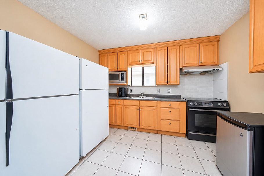4940 Killarney Street Vancouver, BC - 3