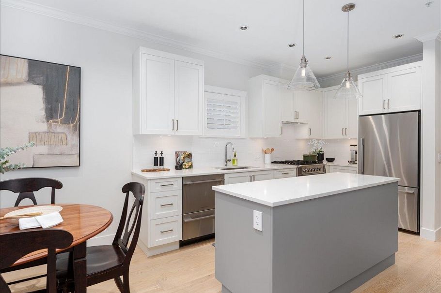 4448 W 8th Avenue Vancouver, BC - 7