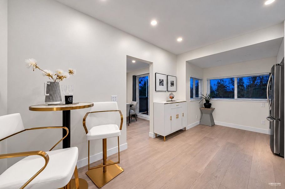 238 E 28th Street North Vancouver, BC - 10
