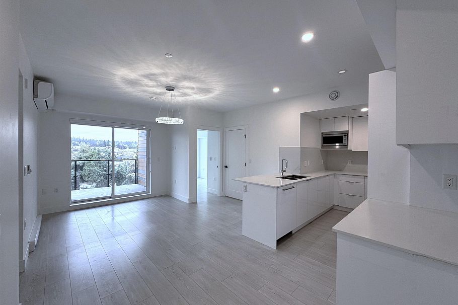 602 5399 Joyce Street Vancouver, BC - 1