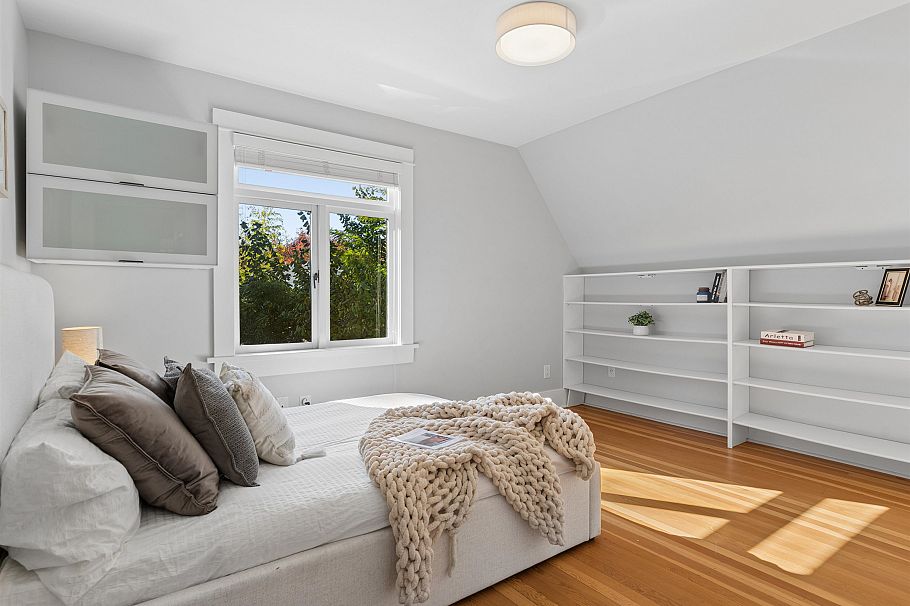 1204 E 14th Avenue Vancouver, BC - 16