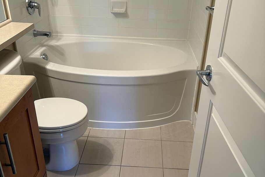 305 4885 Valley Drive Vancouver, BC - 7