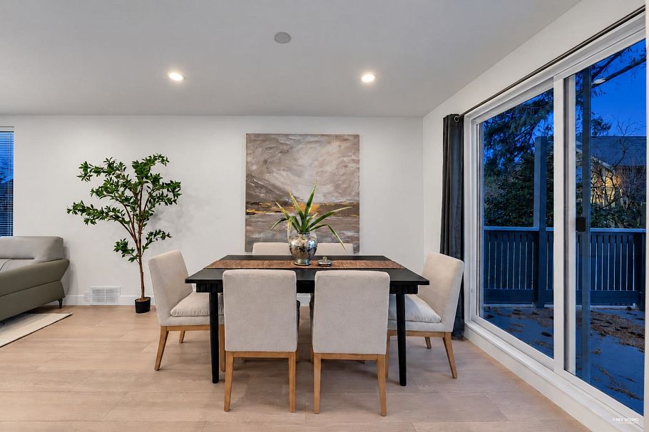 238 E 28th Street North Vancouver, BC - 12