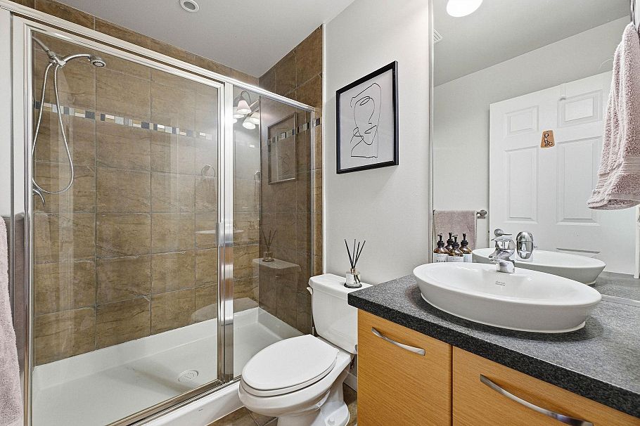 223 530 Raven Woods Drive North Vancouver, BC - 26