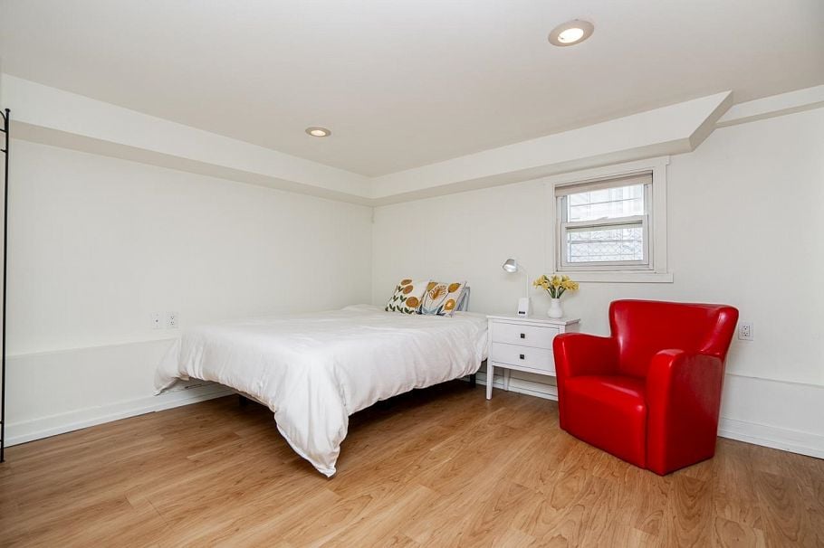3415 Dundas Street Vancouver, BC - 26
