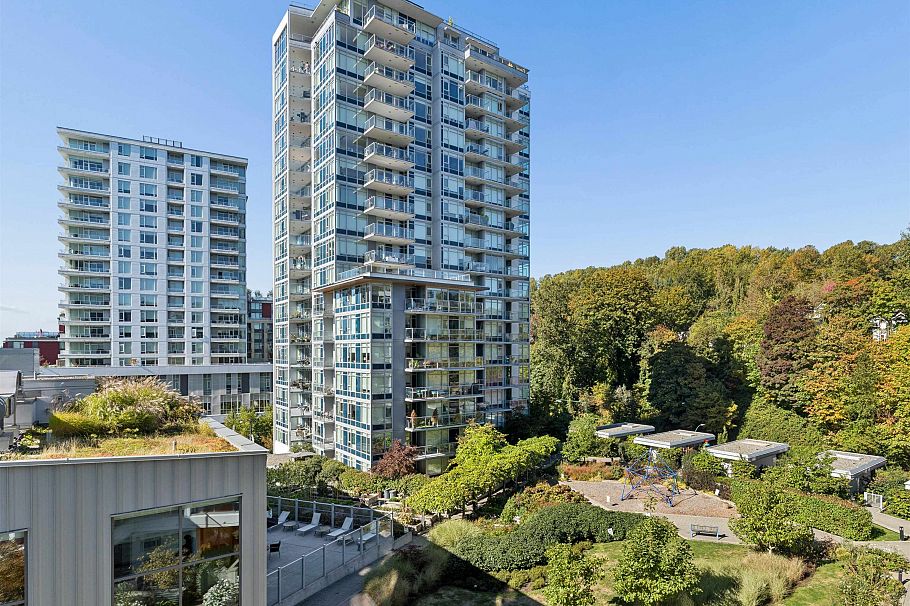 701 3557 Sawmill Crescent Vancouver, BC - 12