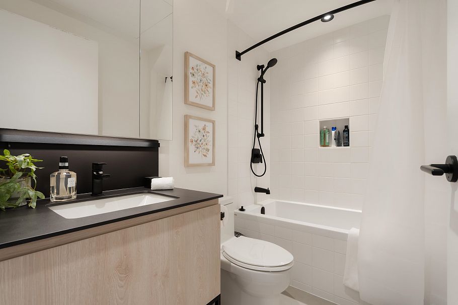 3984 Dumfries Street Vancouver, BC - 18