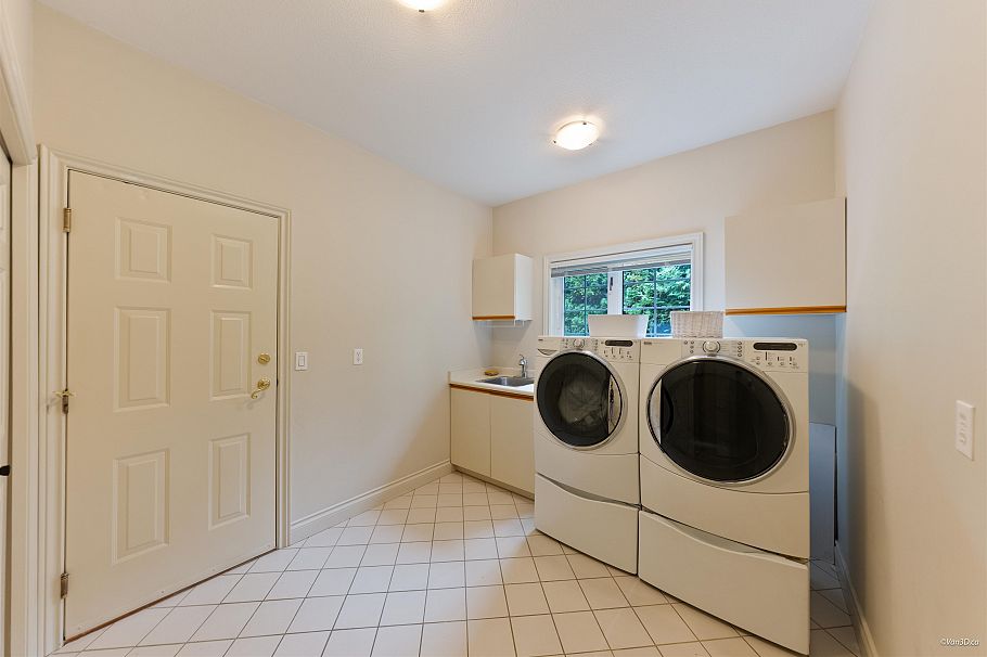8530 Anglers Place Vancouver, BC - 14
