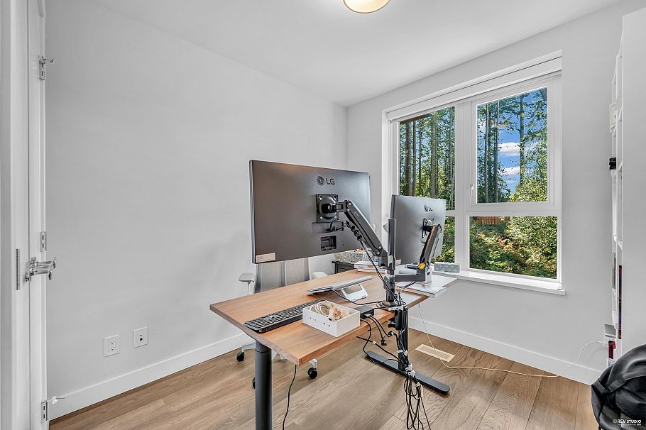 TH-5 5410 Shortcut Road Vancouver, BC - 22