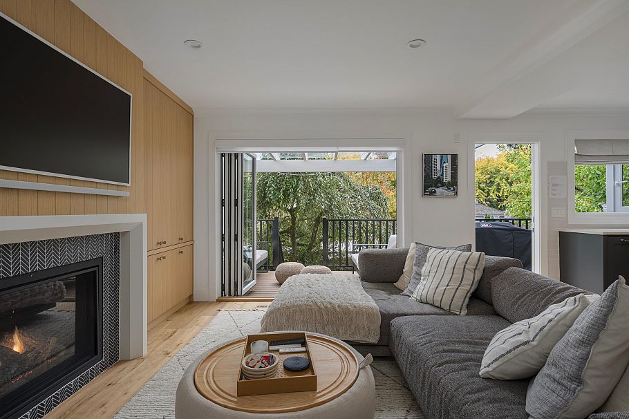 3250 W 37th Avenue Vancouver, BC - 16