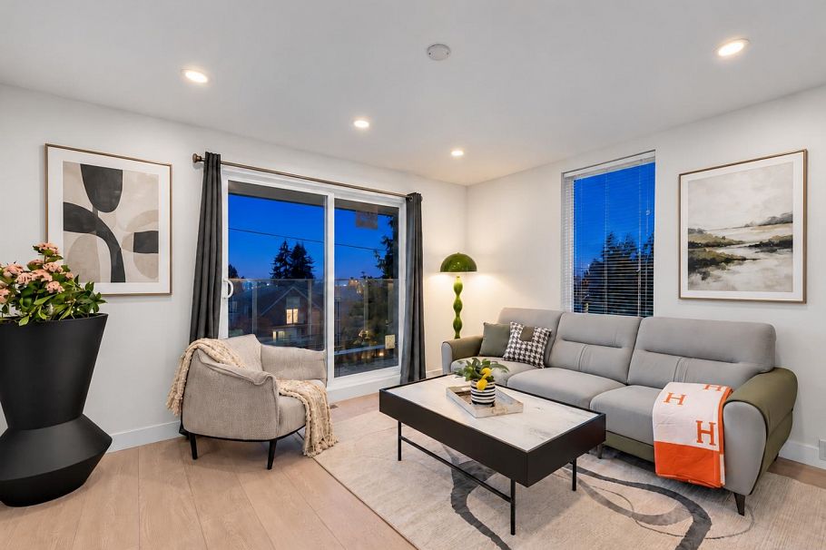 238 E 28th Street North Vancouver, BC - 6