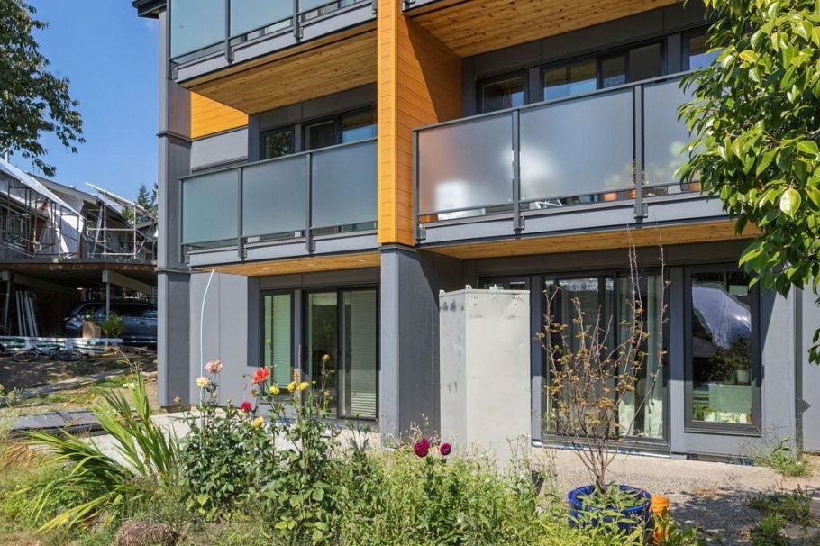 1084 Lillooet Road North Vancouver, BC - 3