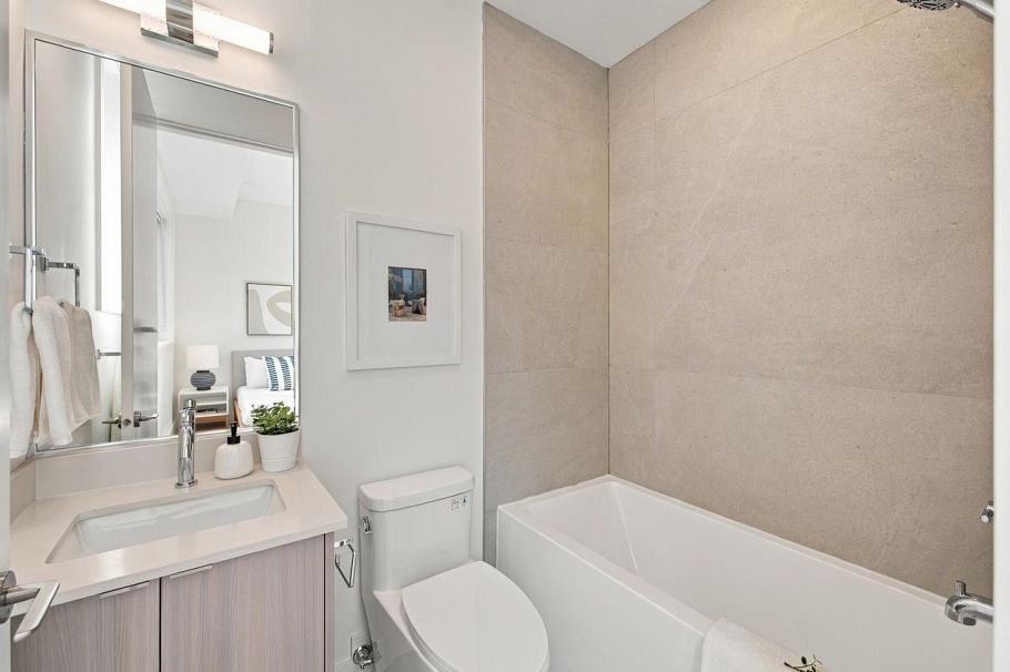 1 3185 Graveley Street Vancouver, BC - 26