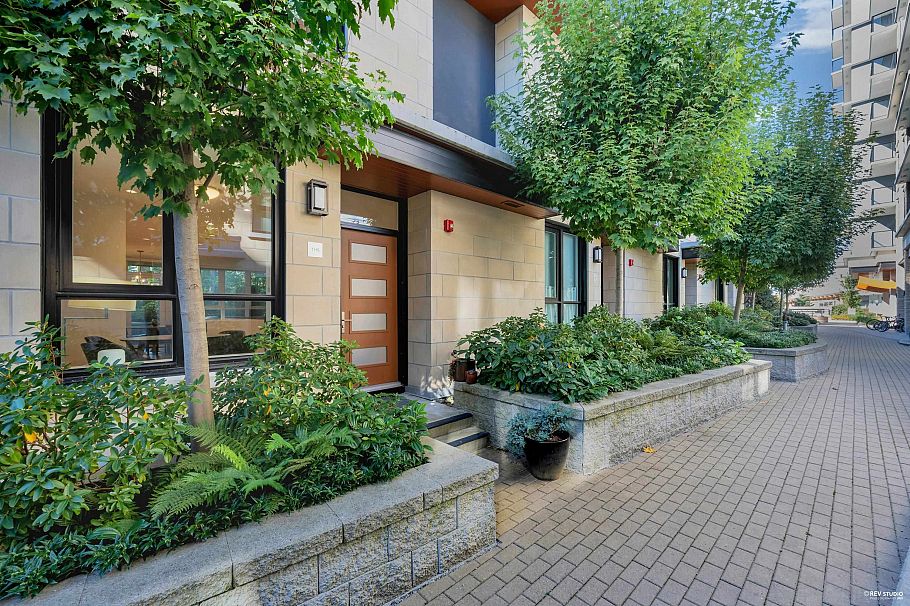 TH-5 5410 Shortcut Road Vancouver, BC - 4