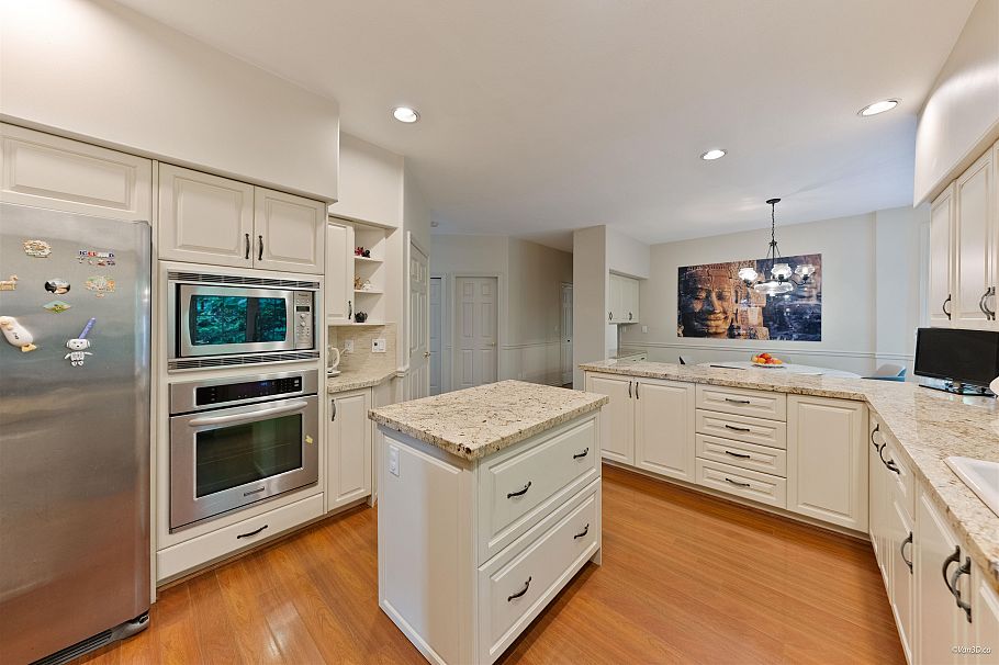 8530 Anglers Place Vancouver, BC - 8