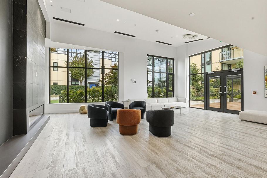 602 1401 Hunter Street North Vancouver, BC - 21