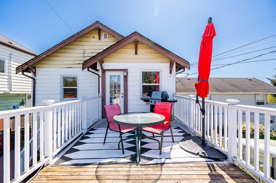 3415 Dundas Street Vancouver, BC - 6