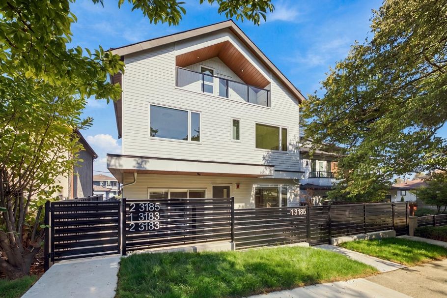 1 3183 Graveley Street Vancouver, BC - 1