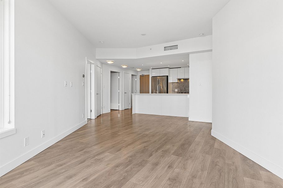 701 3557 Sawmill Crescent Vancouver, BC - 14