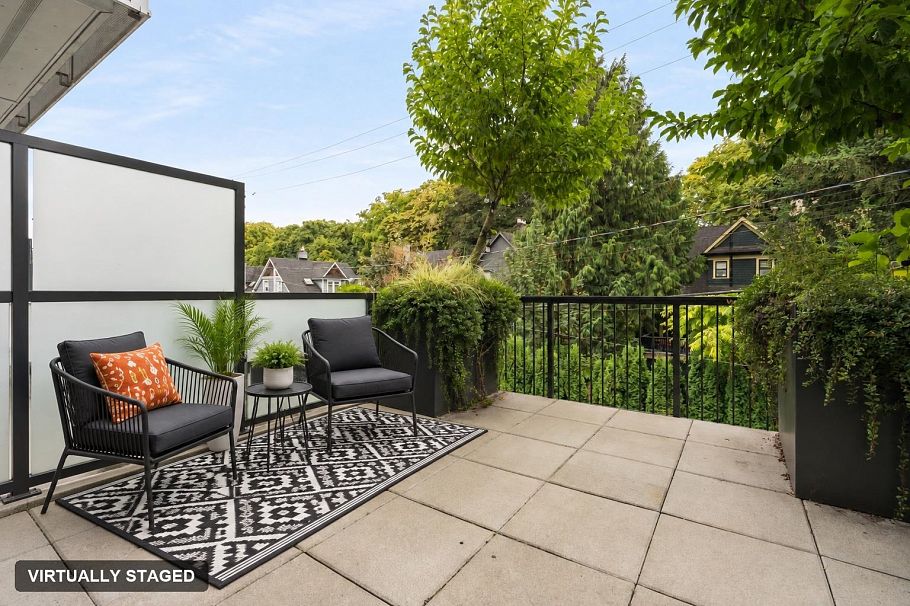 212 2520 Guelph Street Vancouver, BC - 20