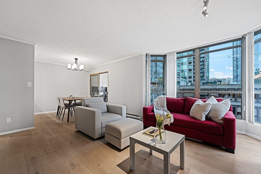906 867 Hamilton Street Vancouver, BC - 5