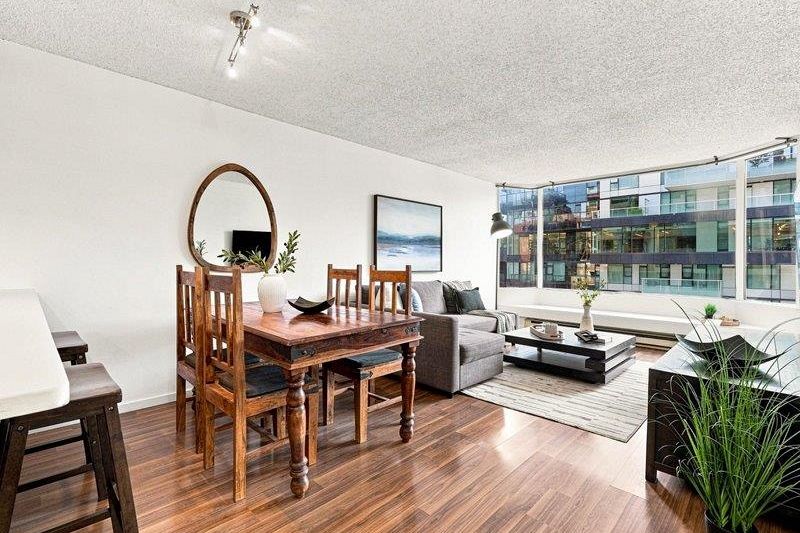 608 1330 Hornby Street Vancouver, BC - 2
