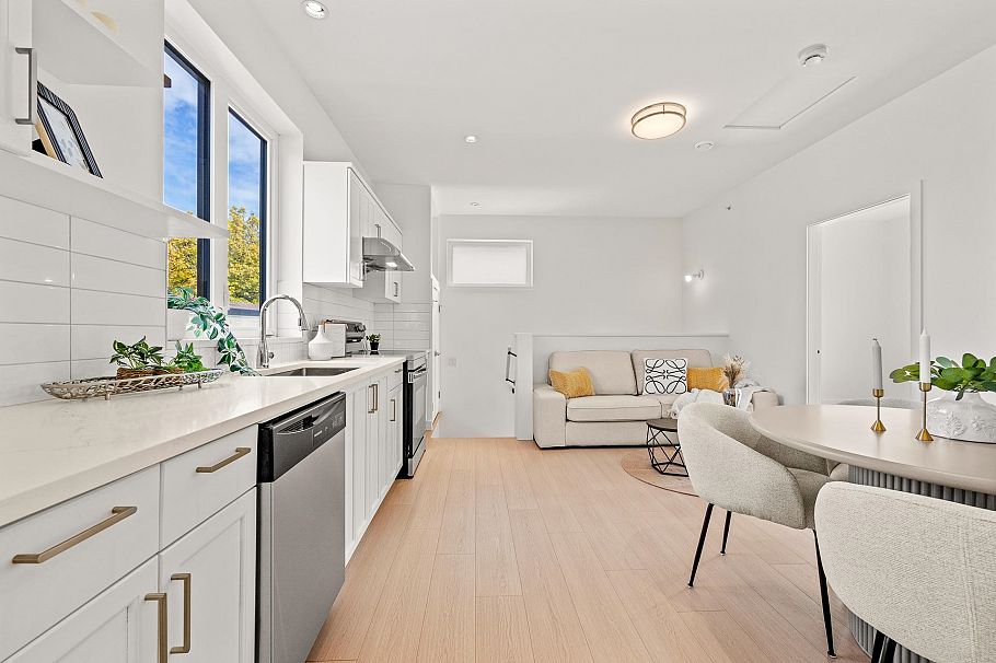 5079 Elgin Street Vancouver, BC - 28