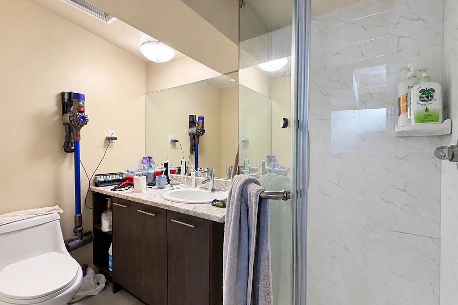 29 3417 E 49th Avenue Vancouver, BC - 26