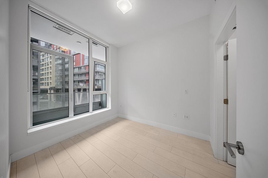 317 3438 Sawmill Crescent Vancouver, BC - 9
