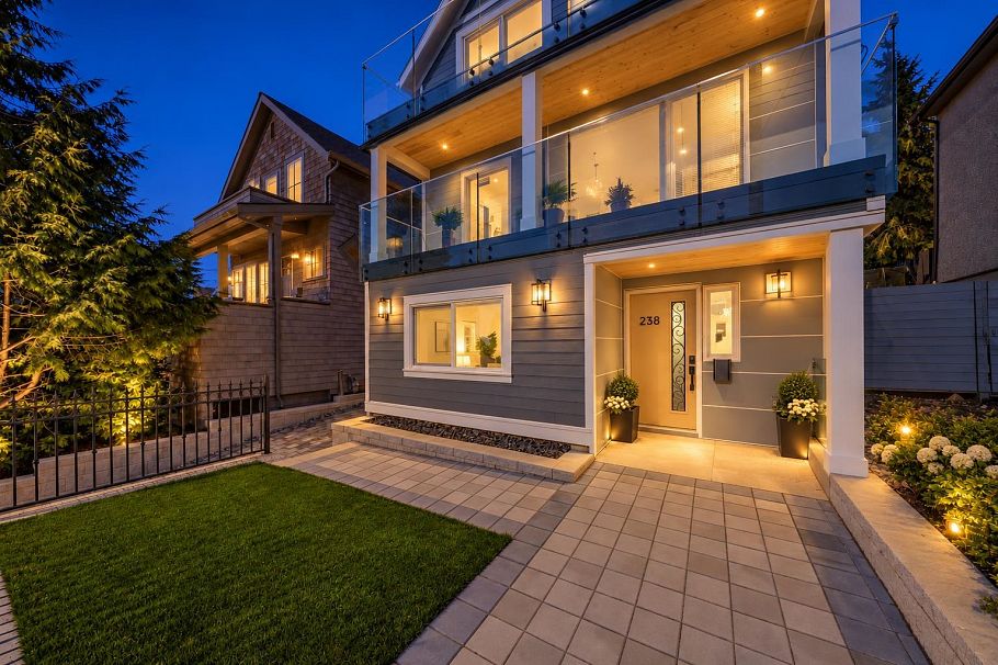 238 E 28th Street North Vancouver, BC - 4