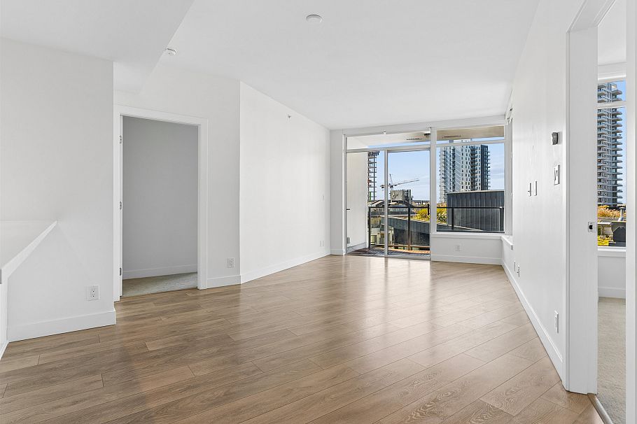 701 3557 Sawmill Crescent Vancouver, BC - 6