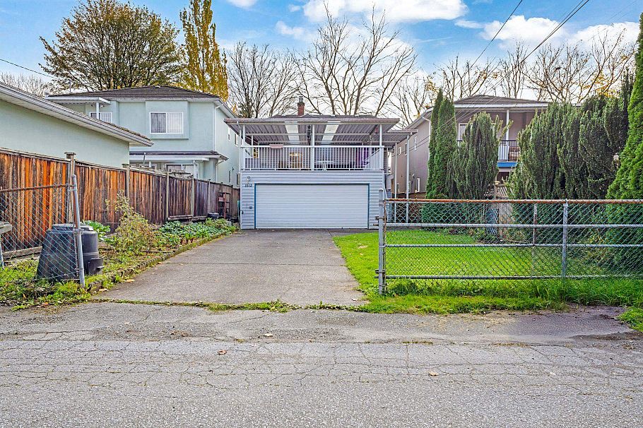 2865 Grant Street Vancouver, BC - 5