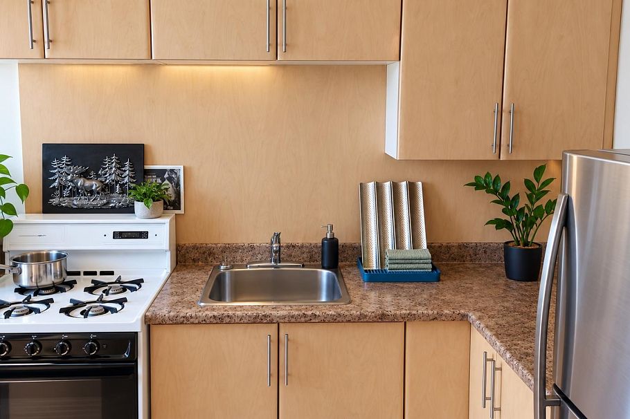 1951 Napier Street Vancouver, BC - 4