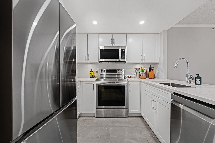 906 867 Hamilton Street Vancouver, BC - 8