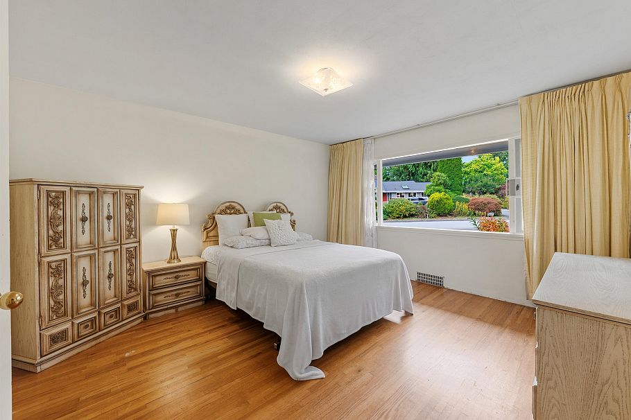 3692 Sunnycrest Drive North Vancouver, BC - 13