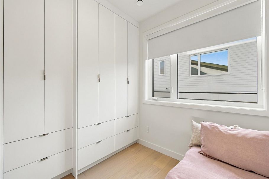 1 3183 Graveley Street Vancouver, BC - 27