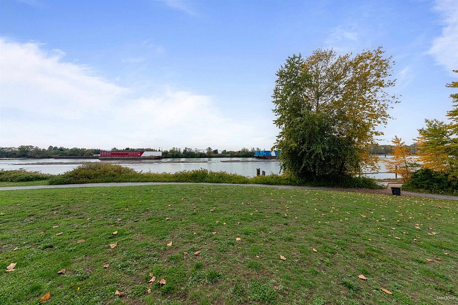 8530 Anglers Place Vancouver, BC - 37