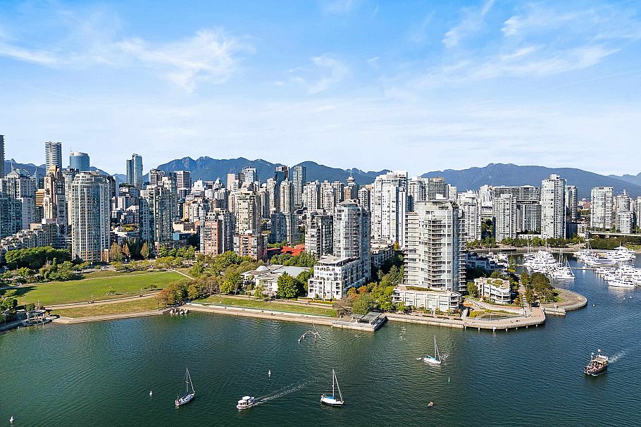1202 1383 Marinaside Crescent Vancouver, BC - 39
