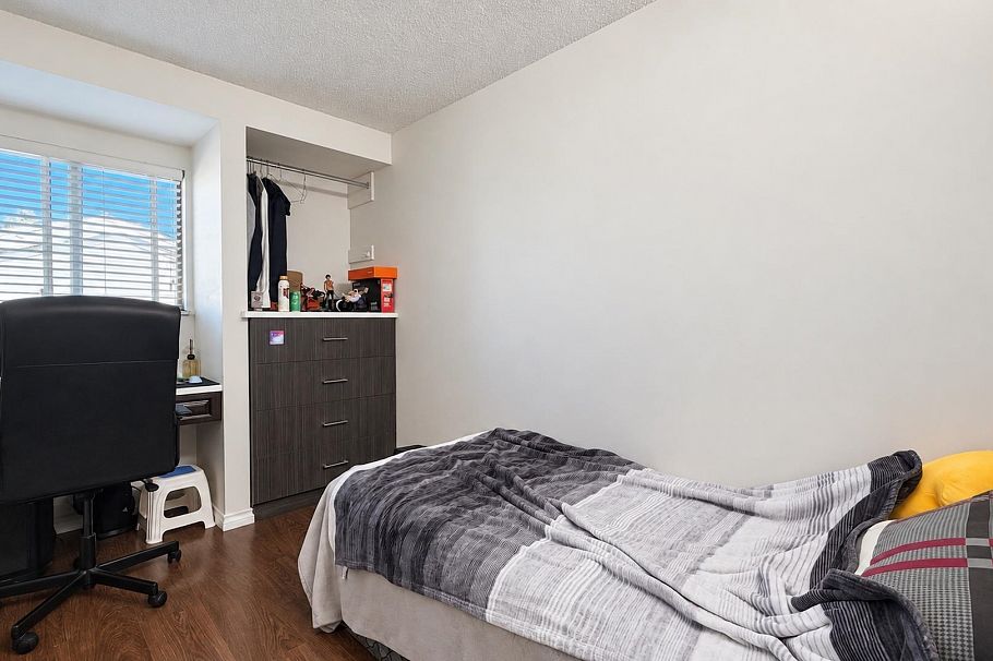 29 3417 E 49th Avenue Vancouver, BC - 19